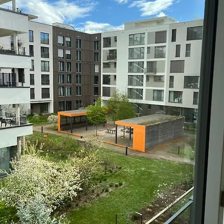 Schickes 2-zi-apartment Am Neckarufer Buga-park Mit Tg-stellplatz Heilbronn