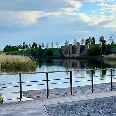 Apartment Schickes 2-zi-apartment Am Neckarufer Buga-park Mit Tg-stellplatz *