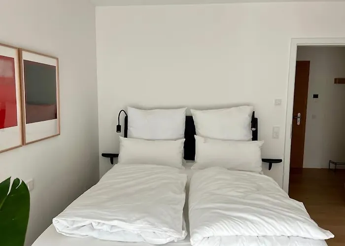 Schickes 2-zi-apartment Am Neckarufer Buga-park Mit Tg-stellplatz Apartment Heilbronn