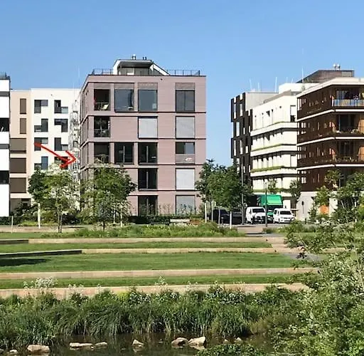 Apartment Schickes 2-zi-apartment Am Neckarufer Buga-park Mit Tg-stellplatz